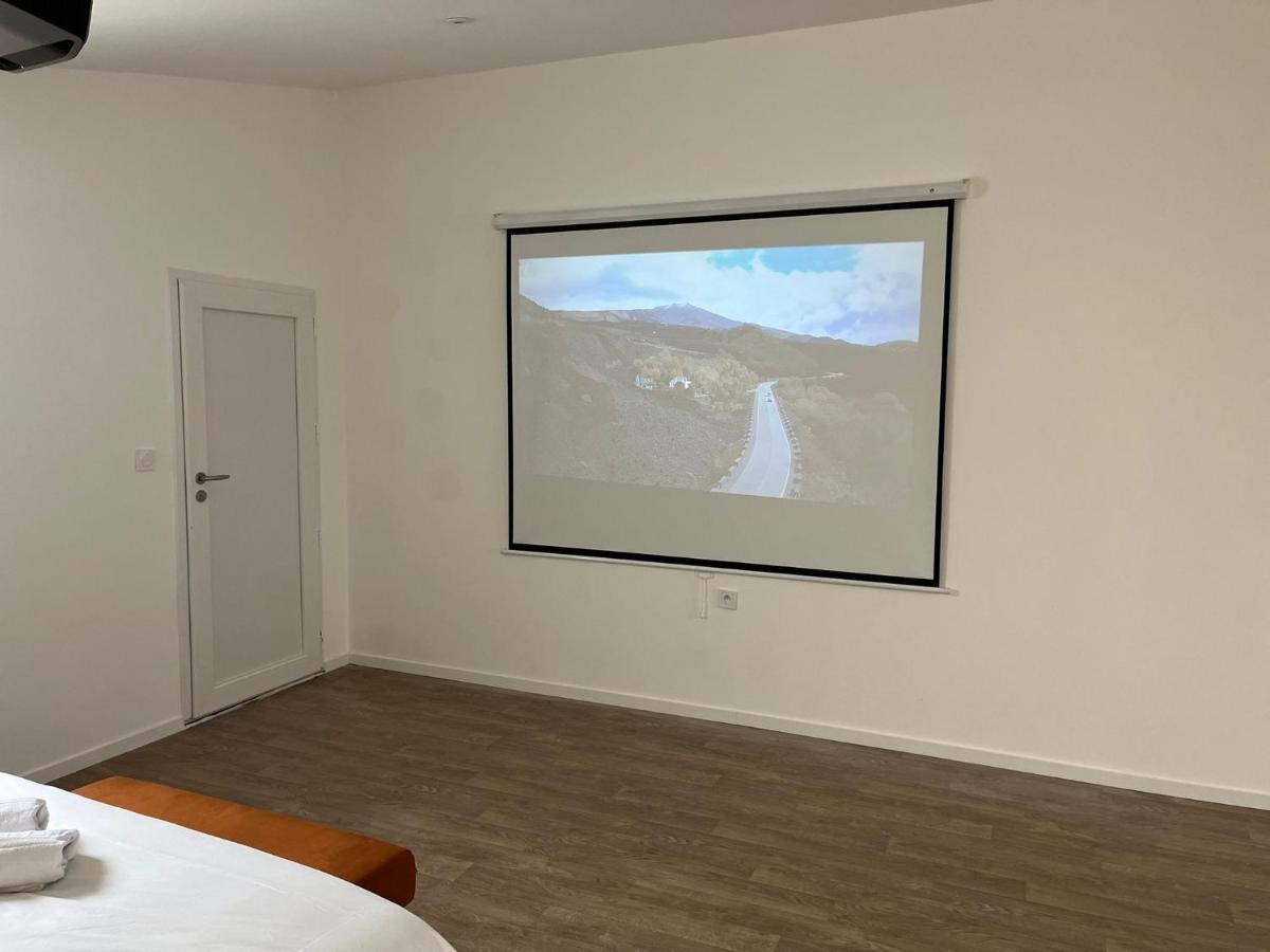 Ng Suitehome - Queven - Balneo - Netflix - Wifi Екстер'єр фото